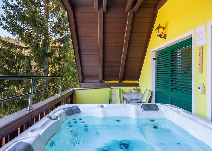 Cozy In With Jacuzzi Lokve