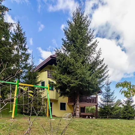 Semesterbostad Cozy In With Jacuzzi