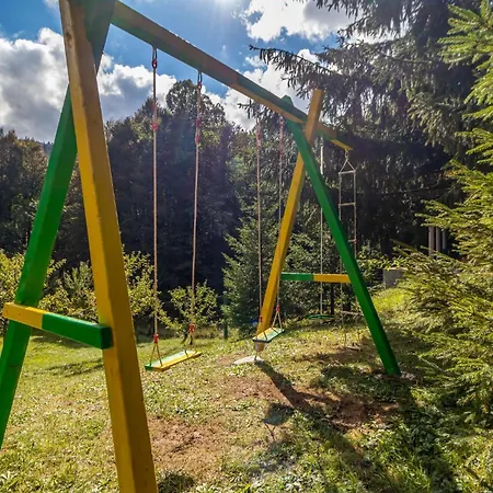 Semesterbostad Cozy In With Jacuzzi *